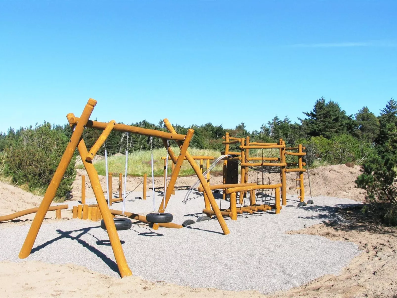 "Alita" - 1.2km from the sea-Draußen