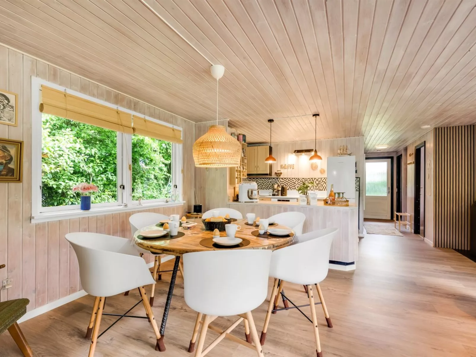 "Nelina" - 950m to the fjord-Dedans