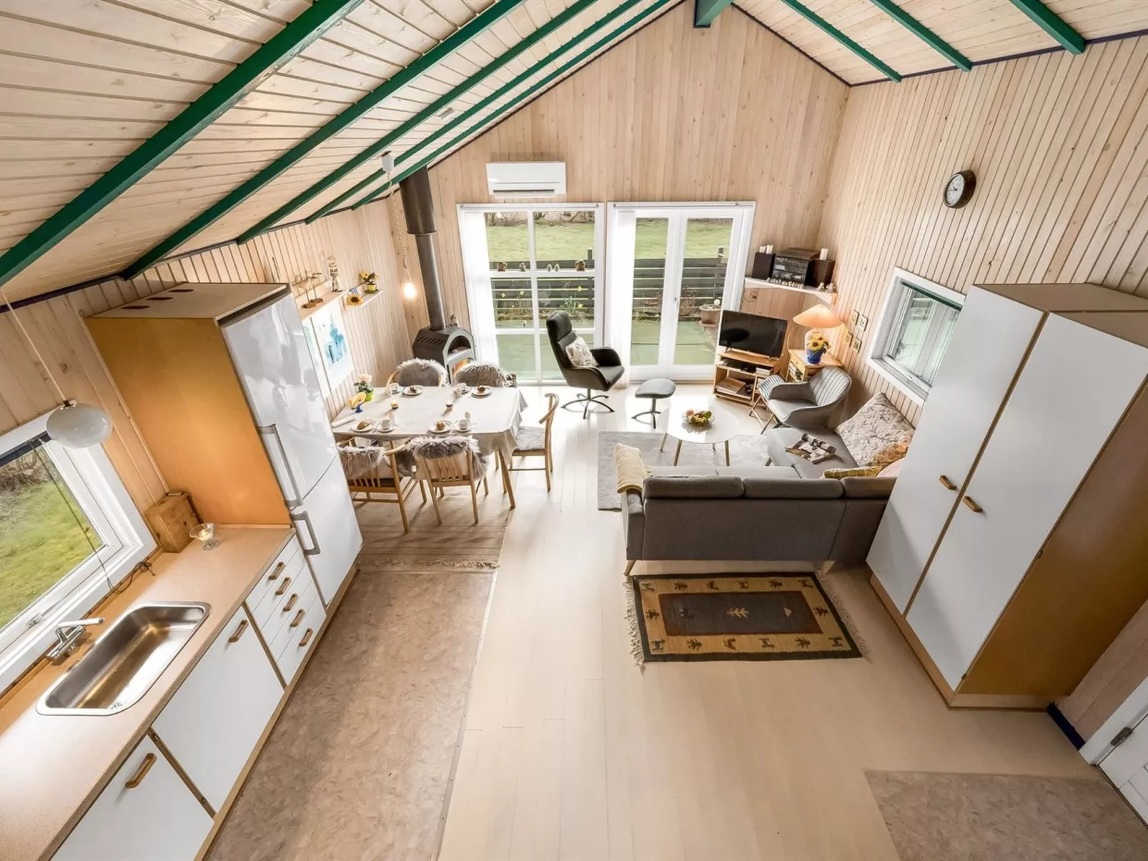 "Remo" - 990m to the fjord-Inside