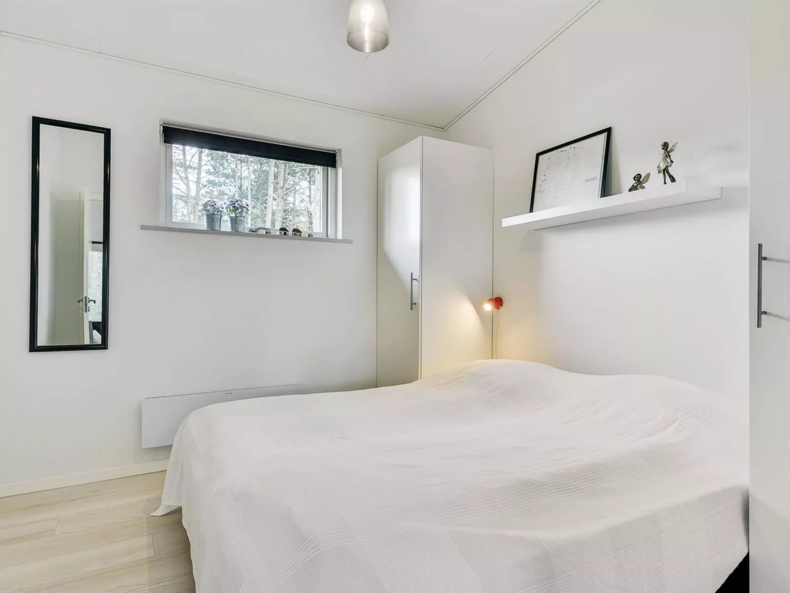 "Elfriede" - 400m to the fjord-Dedans