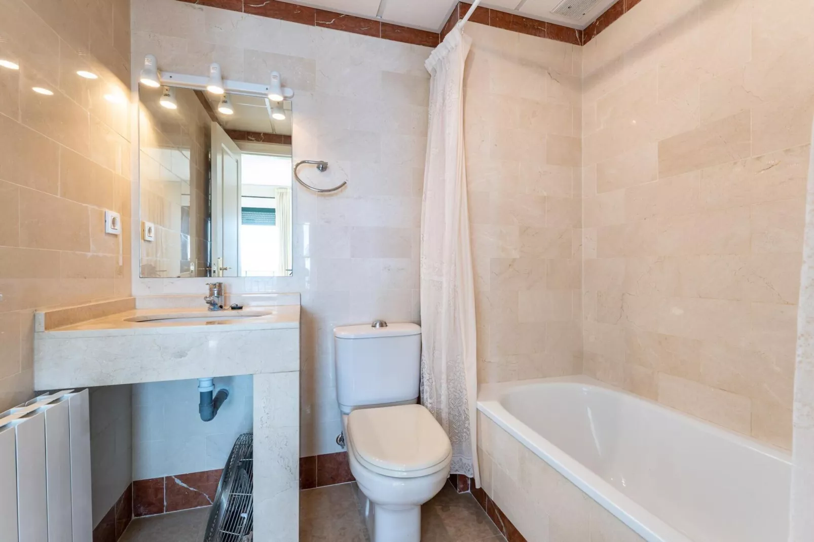 CT 237 GR - Carmenes Dream - Incredible Views-Salle de bain