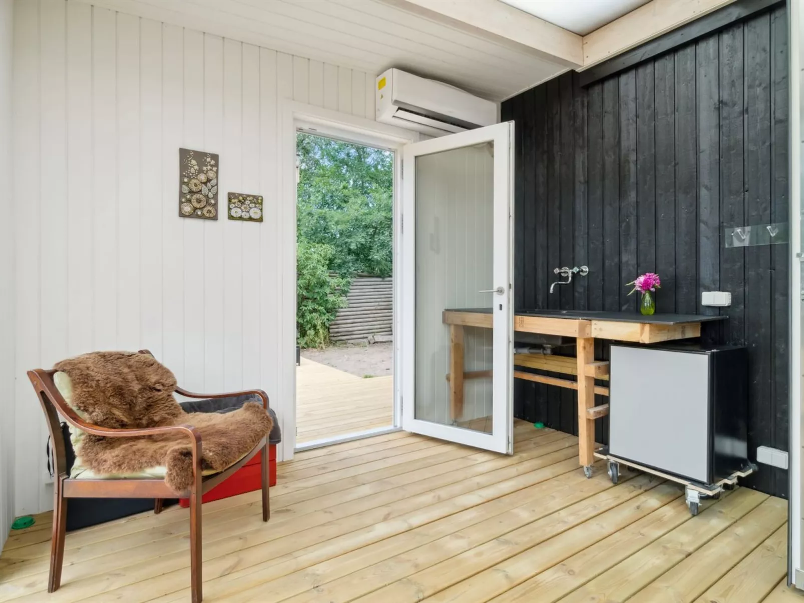 "Randulf" - 250m from the sea-Dedans