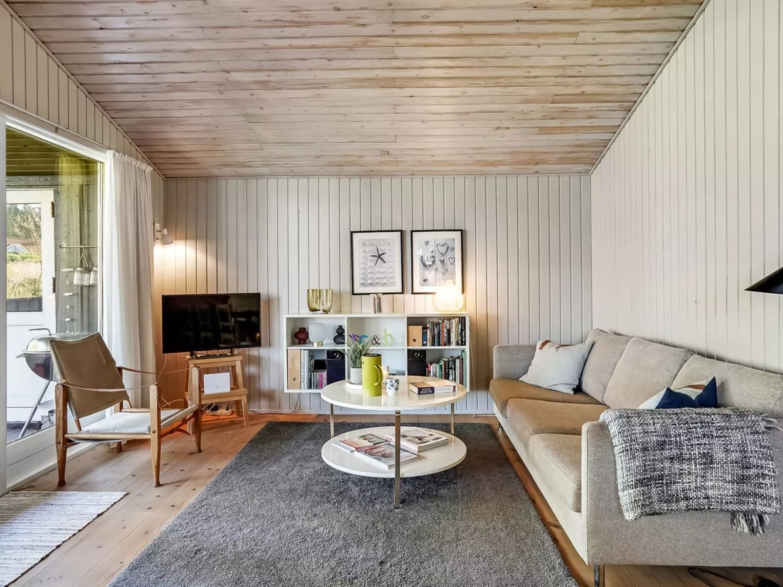 "Apsolon" - 600m from the sea-Inside