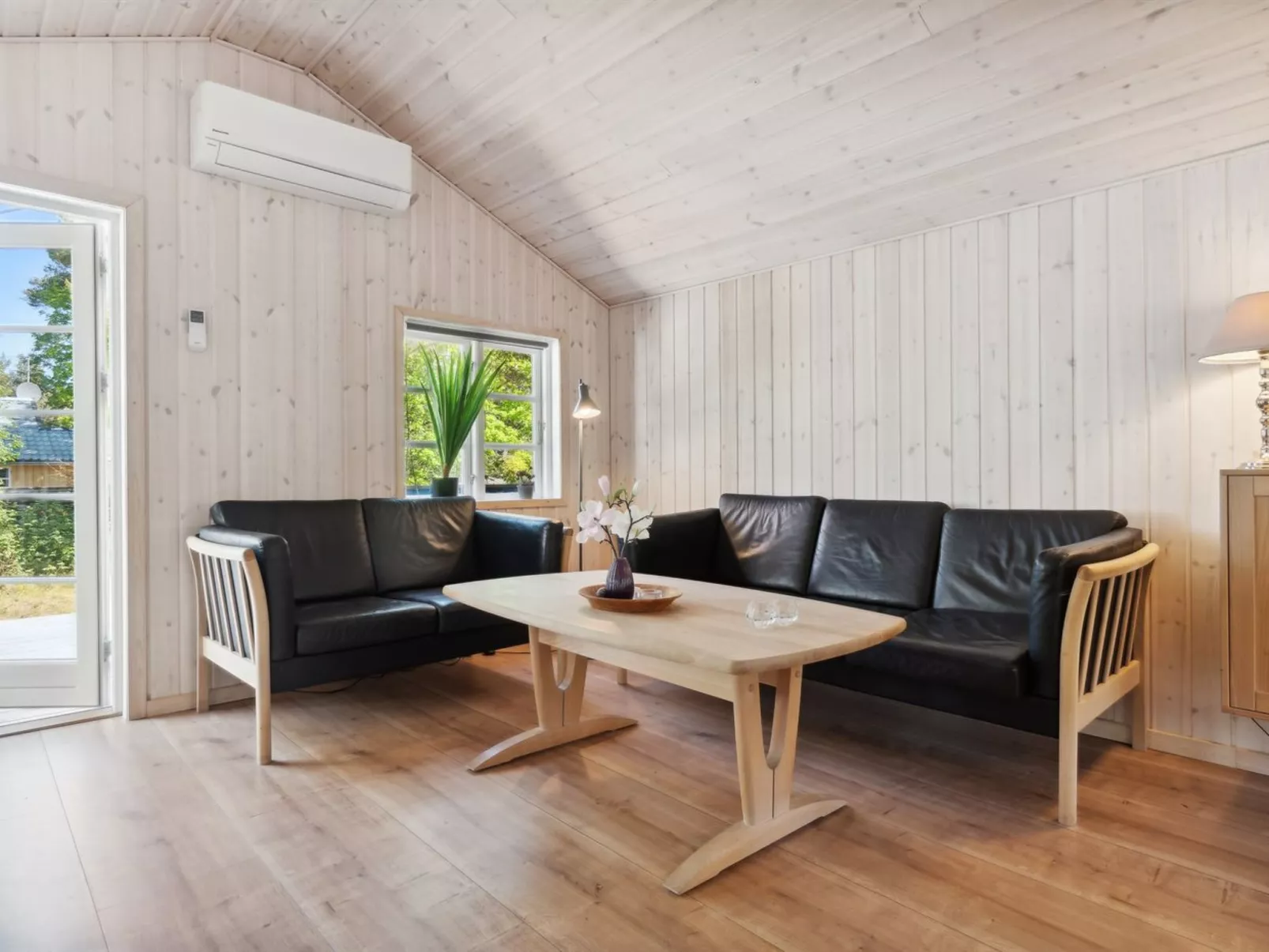 "Ilmari" - 150m from the sea-Dedans