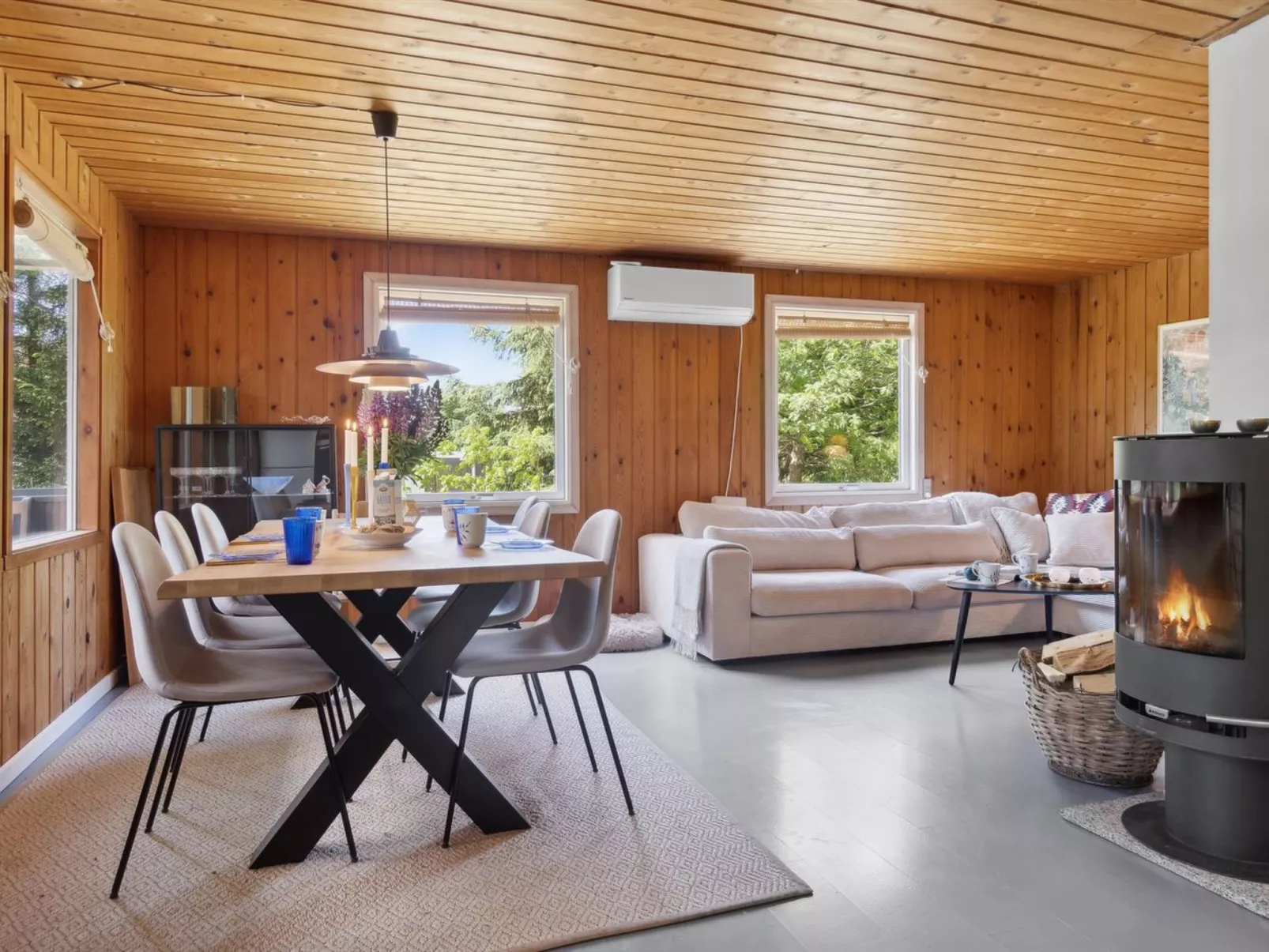 "Anya" - 600m from the sea-Inside