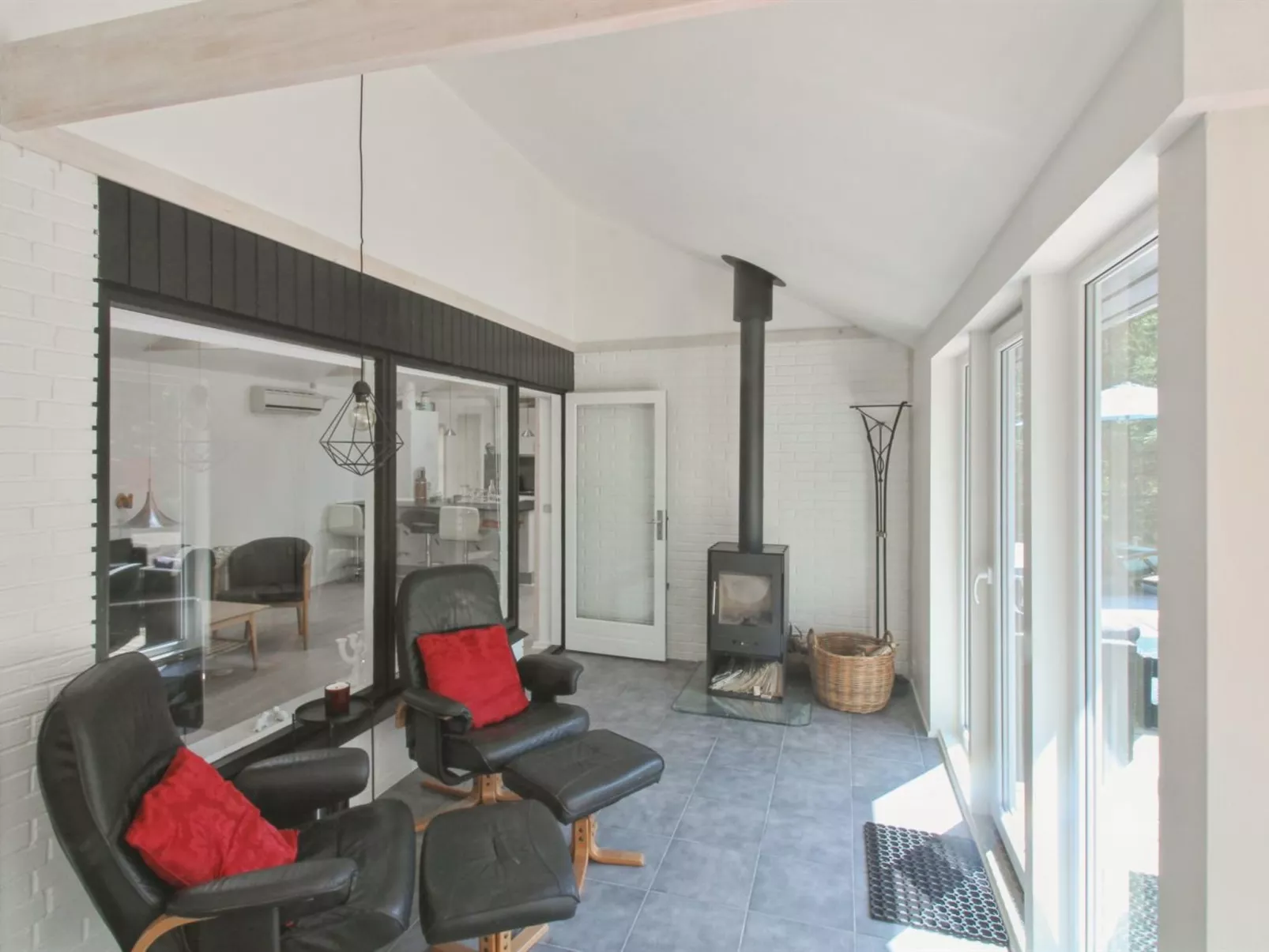 "Gudmand" - 600m from the sea-Inside