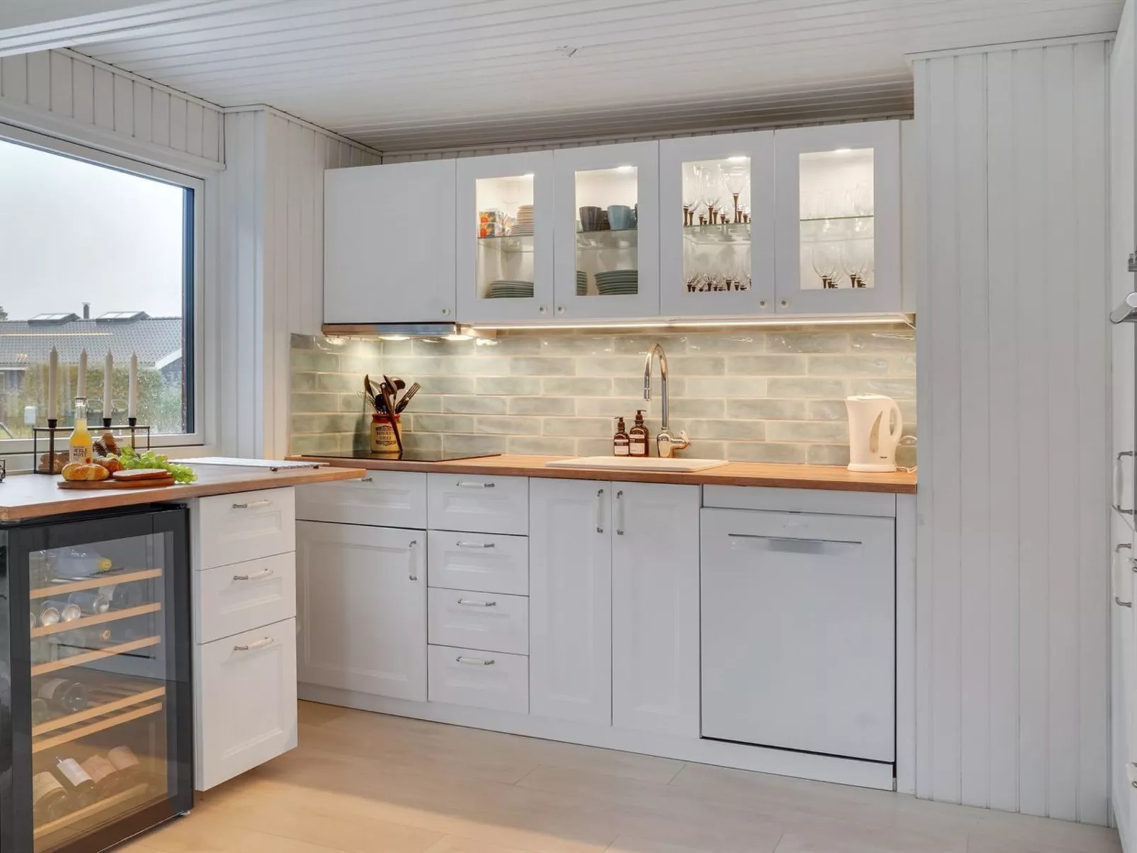 "Elma" - 350m from the sea-Dedans