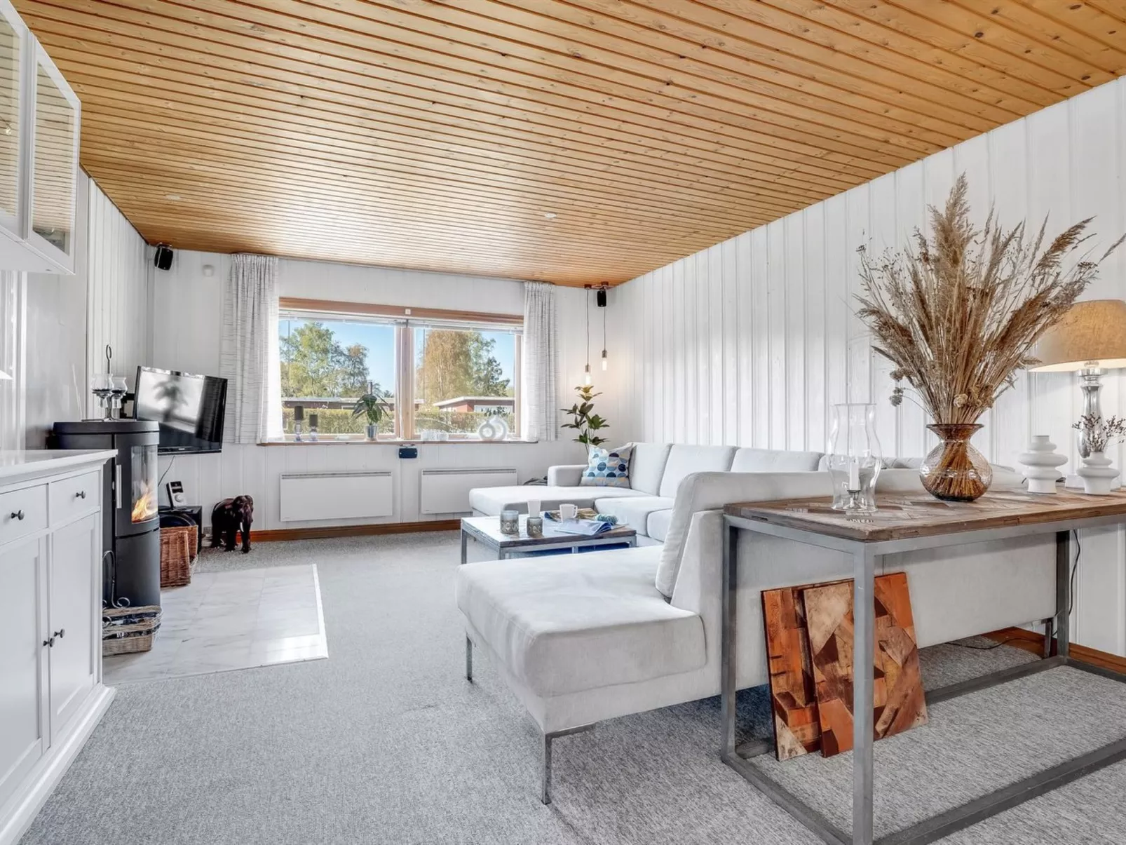 "Hakon" - 550m from the sea-Drinnen