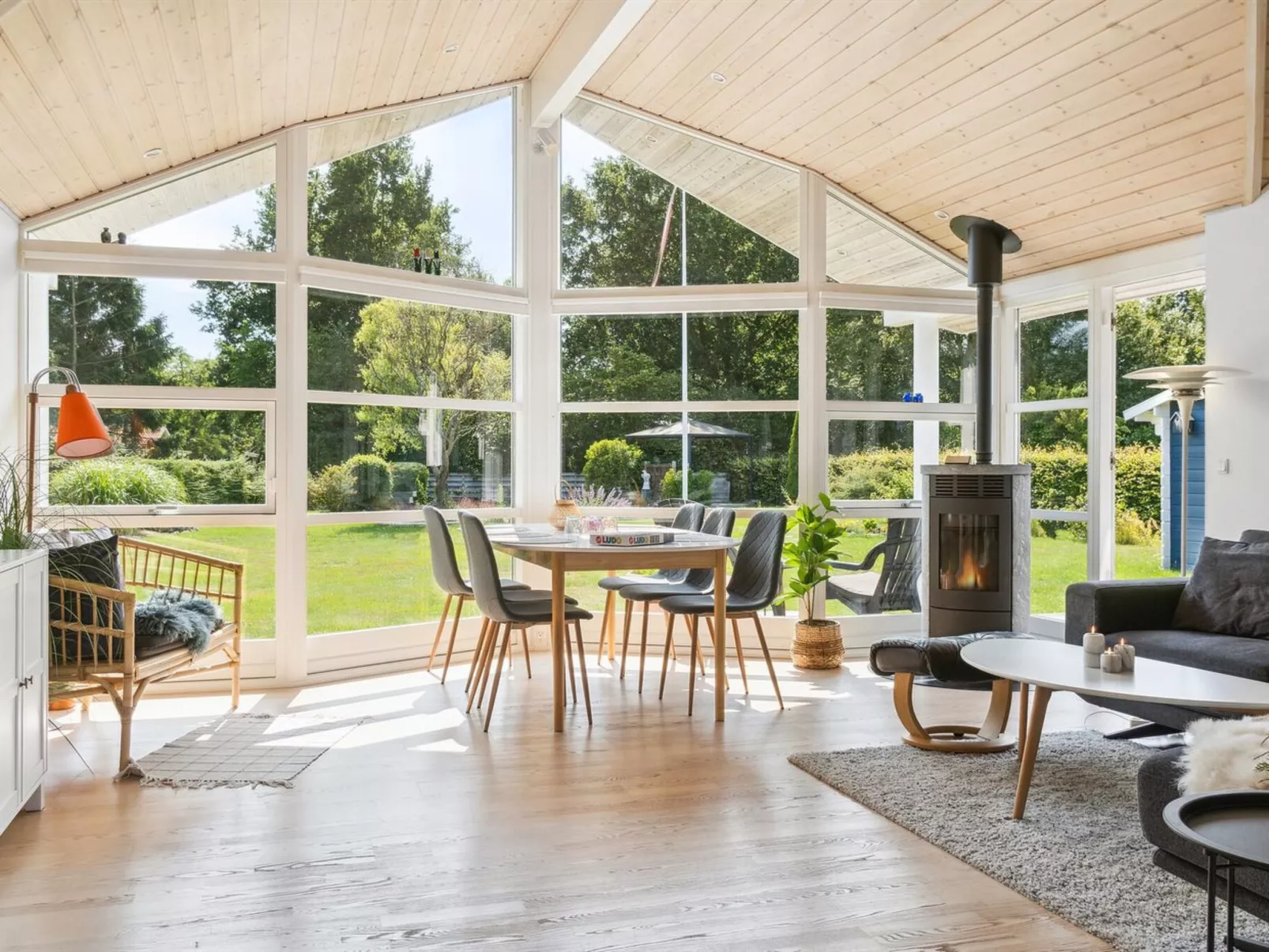 "Asvalde" - 200m to the fjord-Dedans