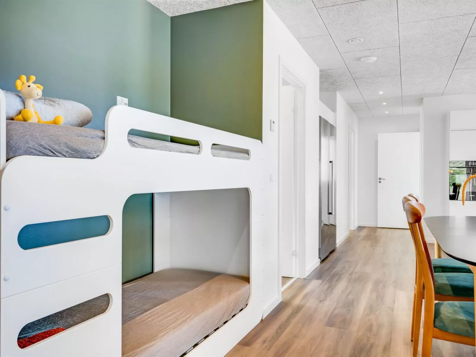 "Unge" - 75m from the sea-Drinnen