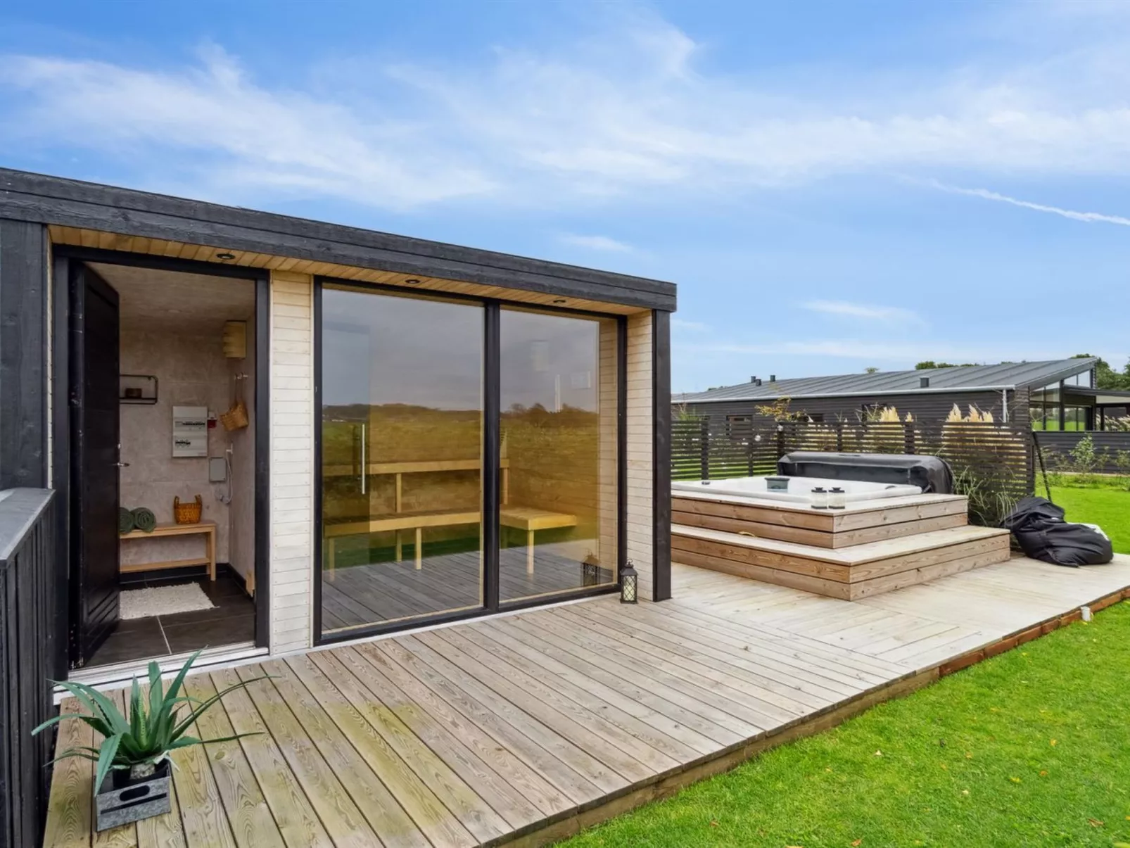 "Brothir" - 500m from the sea-Inside