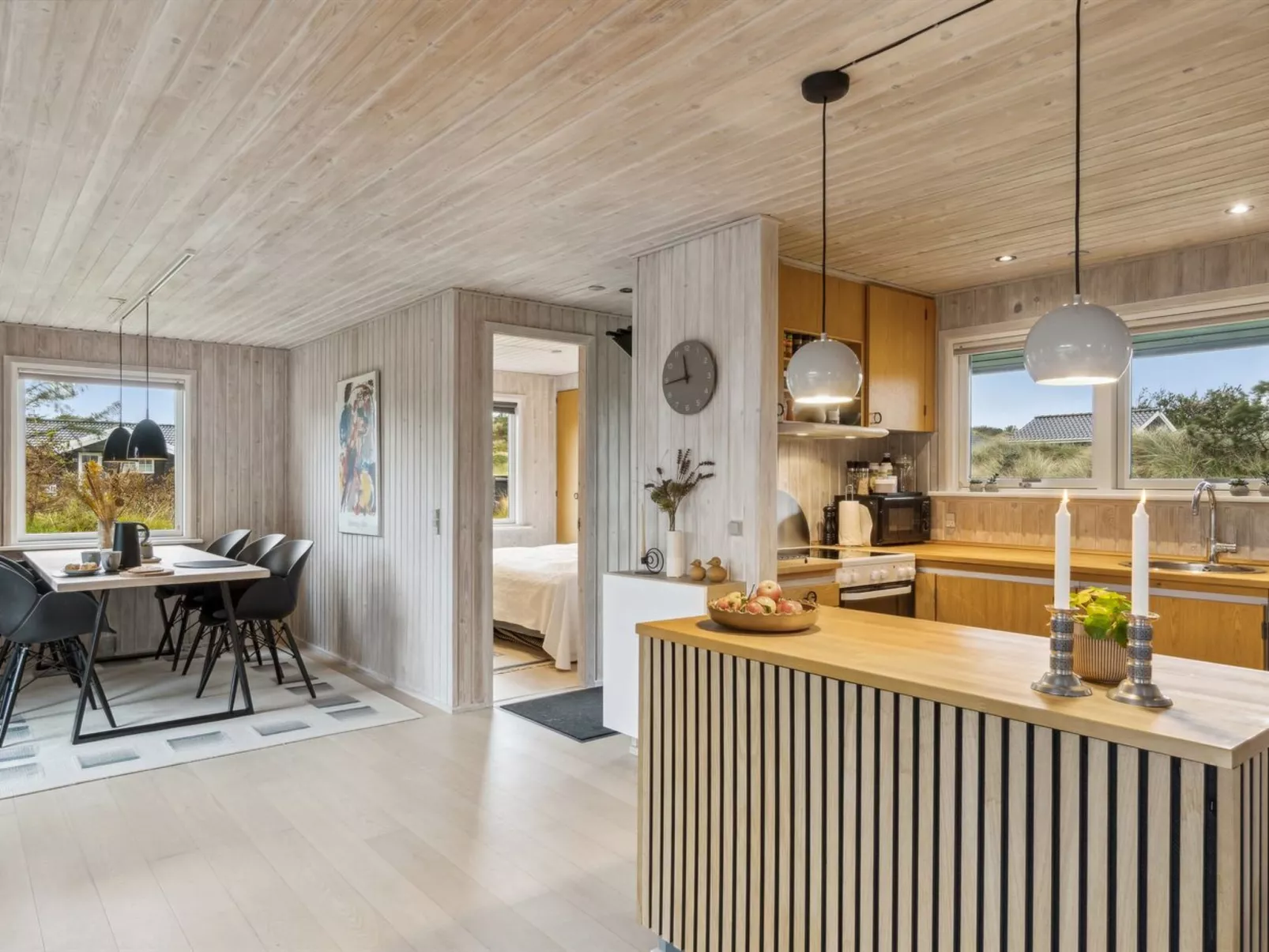 "Anbritt" - 1km from the sea-Drinnen