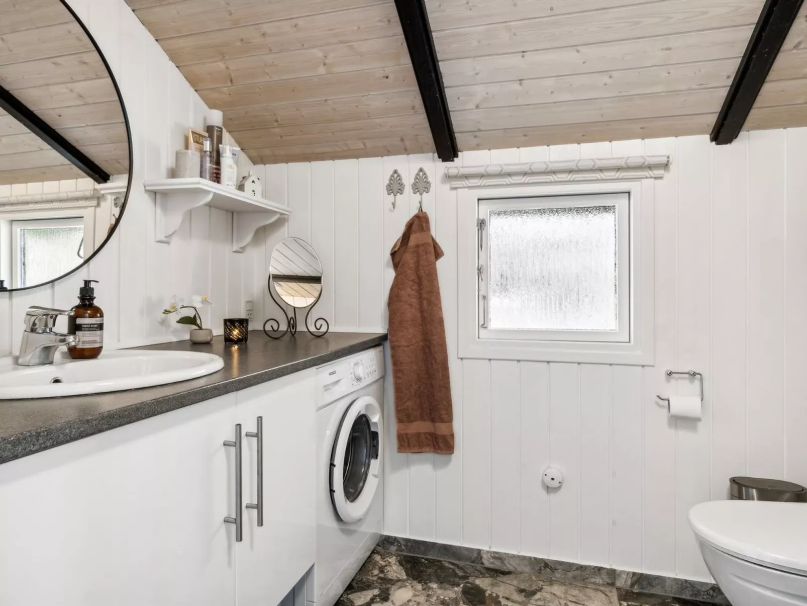 "Myra" - 425m from the sea-Dedans