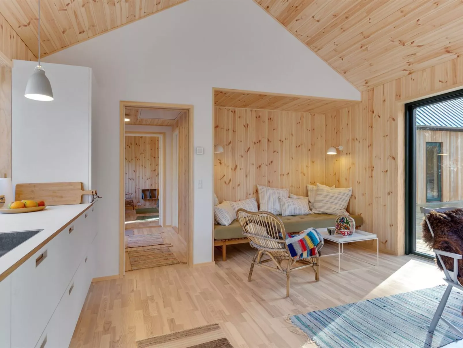 "Blakke" - 200m from the sea-Drinnen