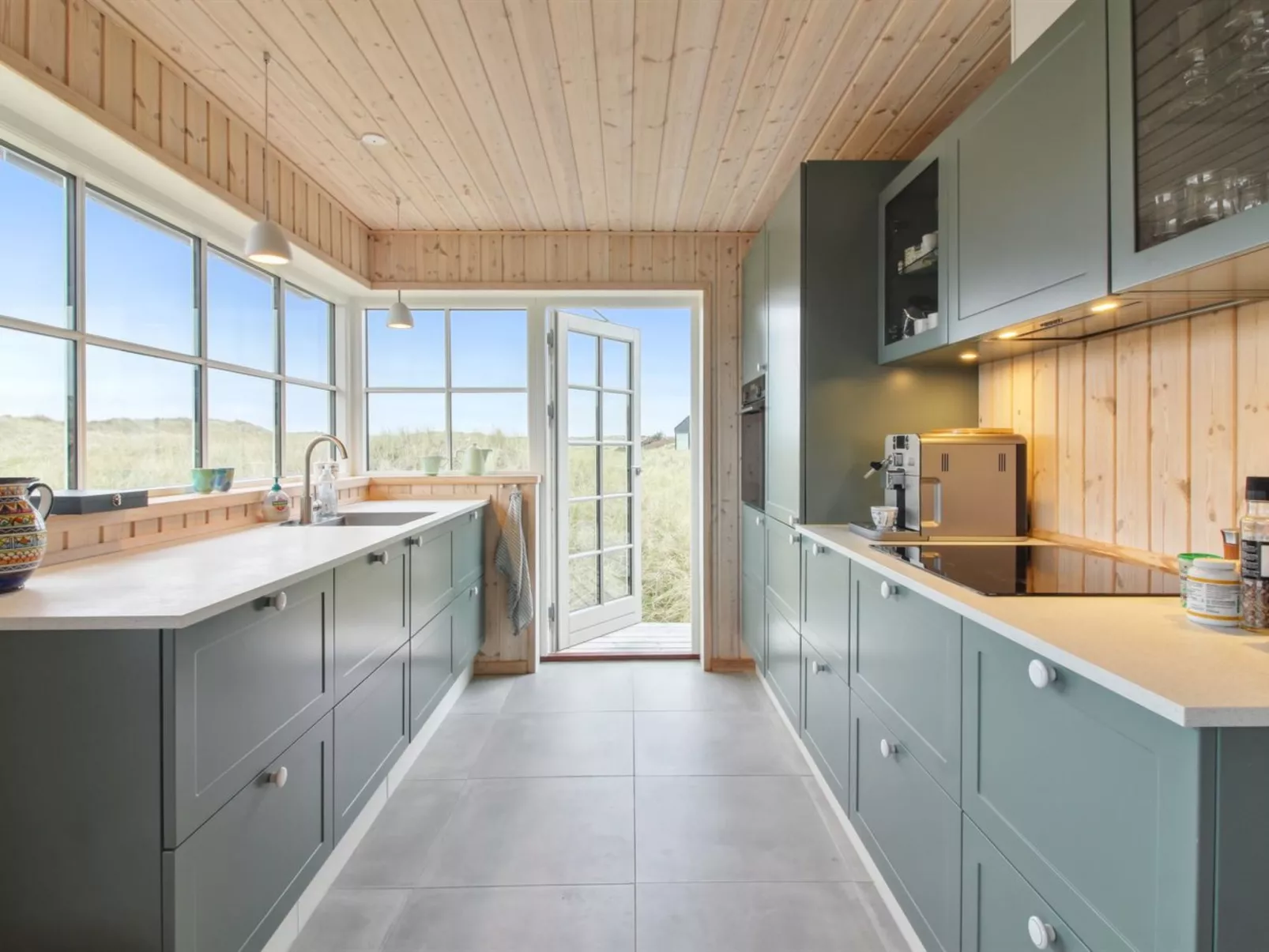 "Merina" - 150m from the sea-Inside