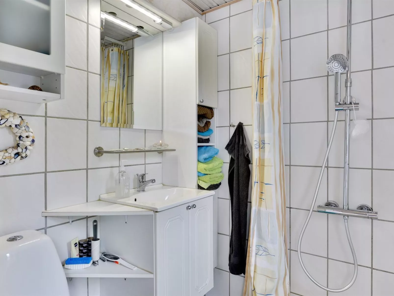 "Annelisa" - 200m to the fjord-Inside