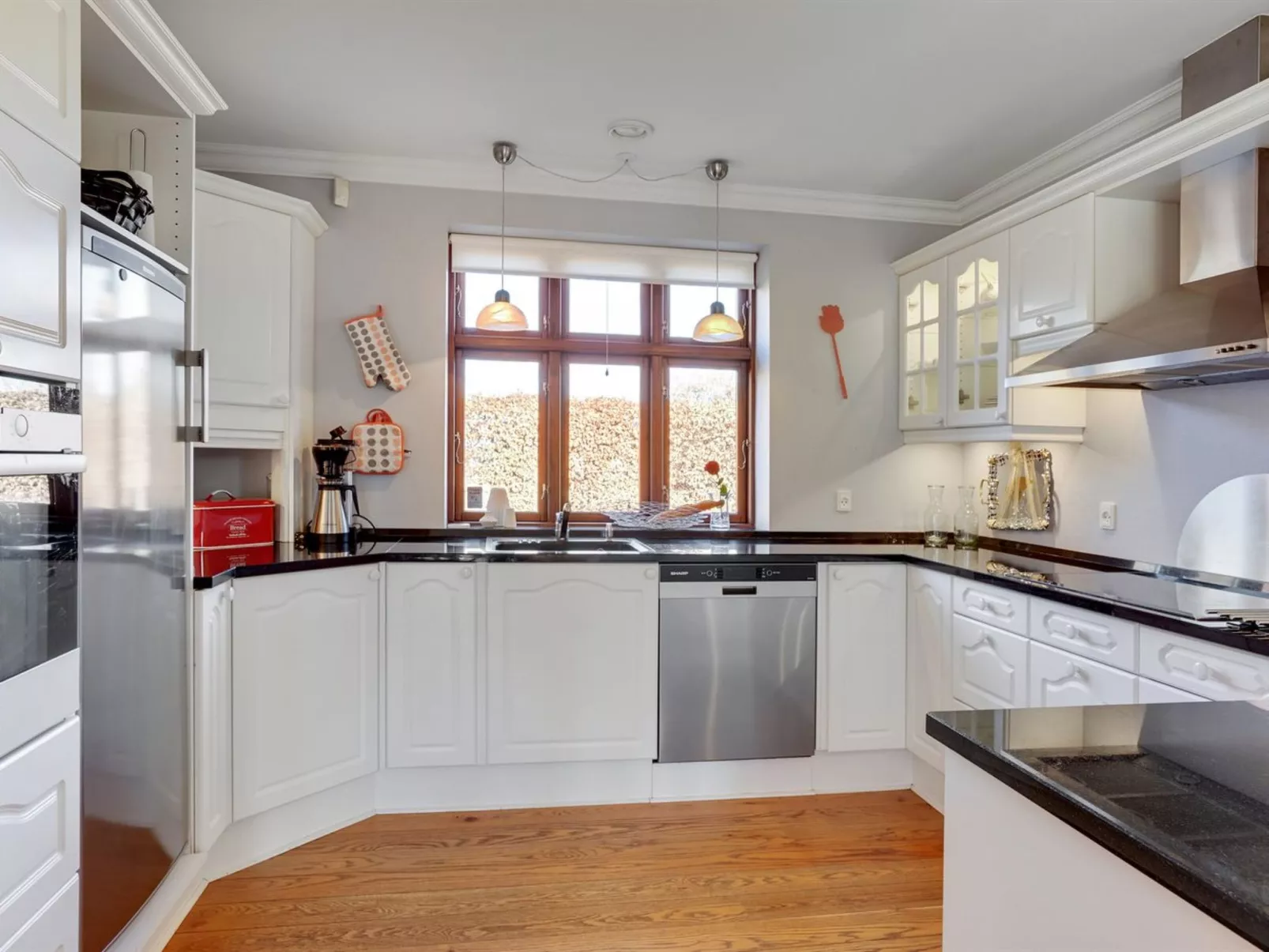 "Iarund" - 500m to the fjord-Inside