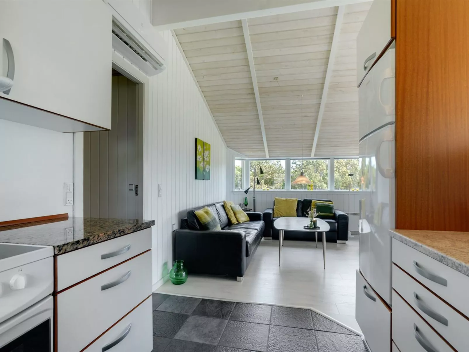 "Thove" - 600m from the sea-Dedans