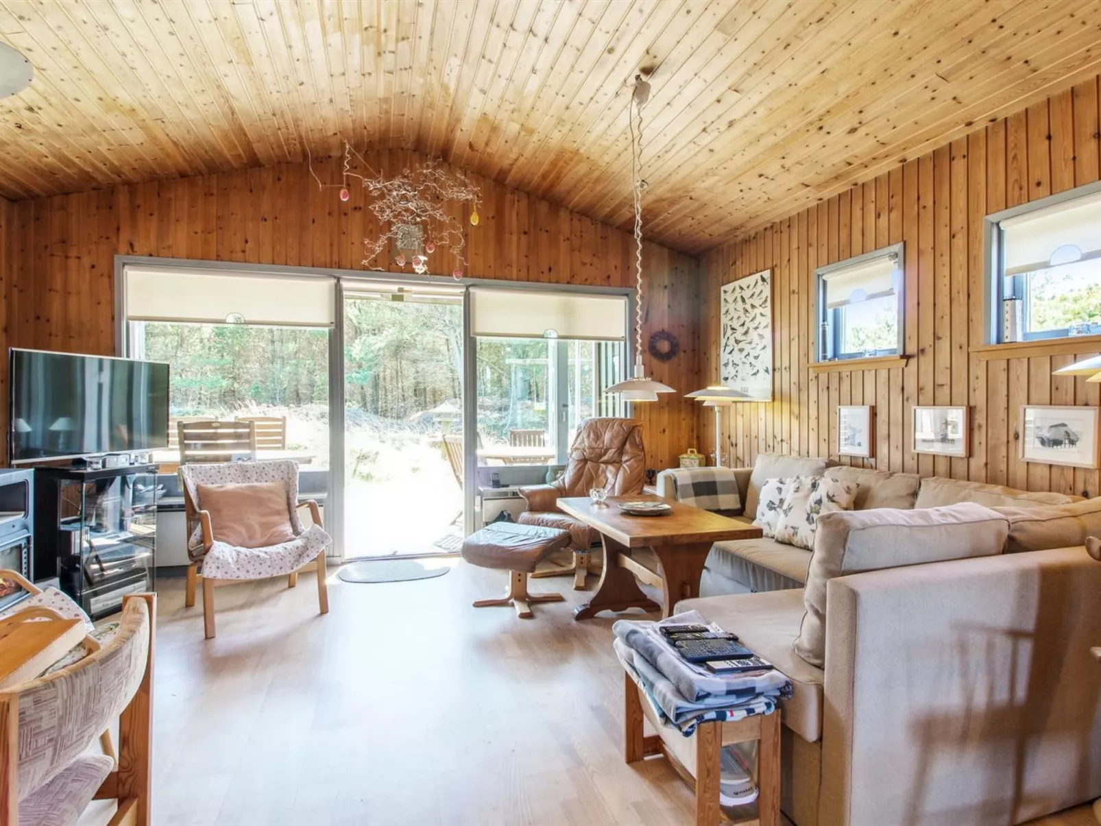 "Gerasim" - 1km from the sea-Drinnen