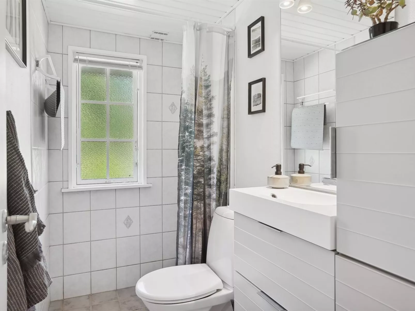 "Adser" - 600m from the sea-Dedans