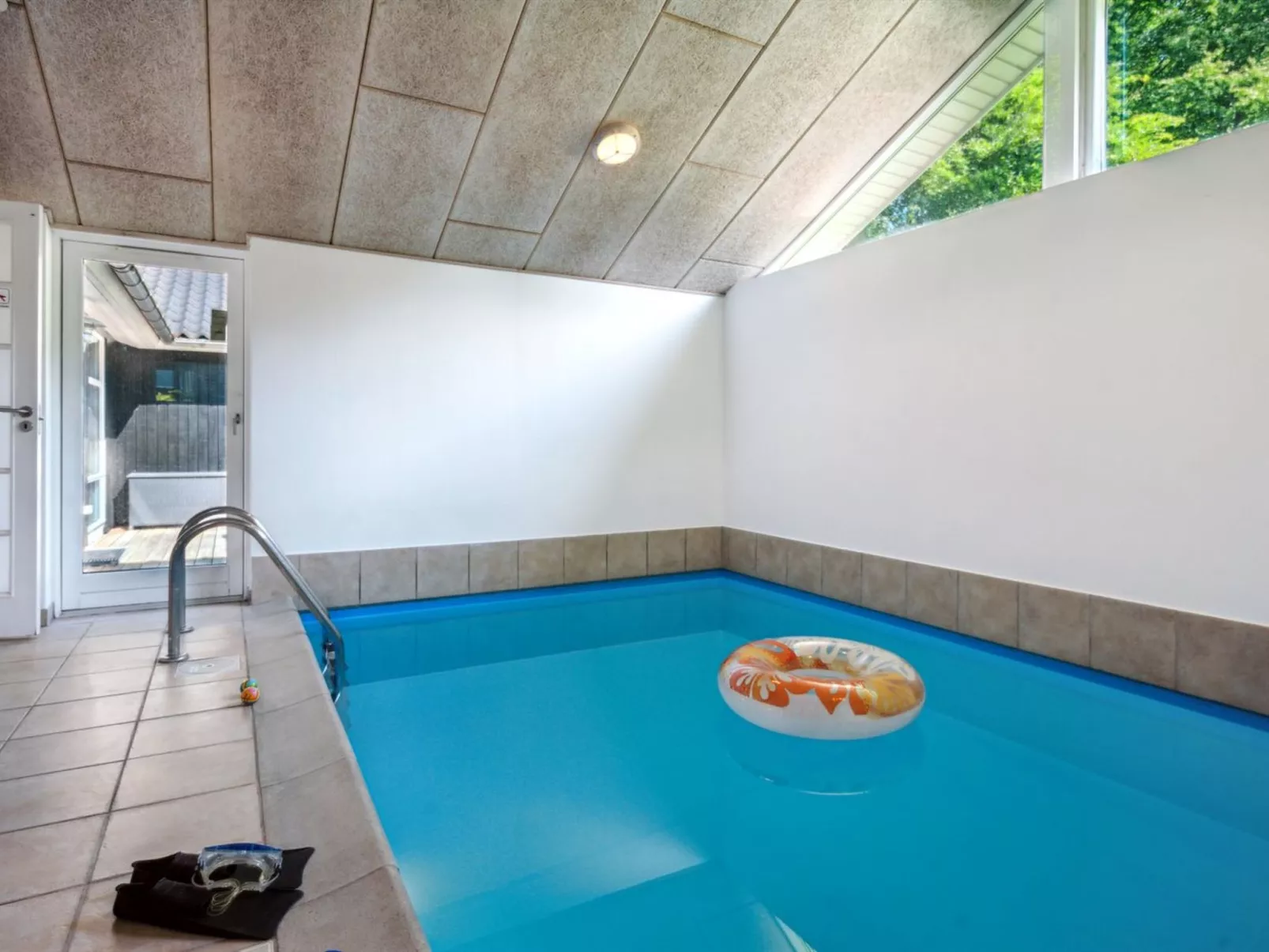 "Edin" - 150m from the sea-Outside