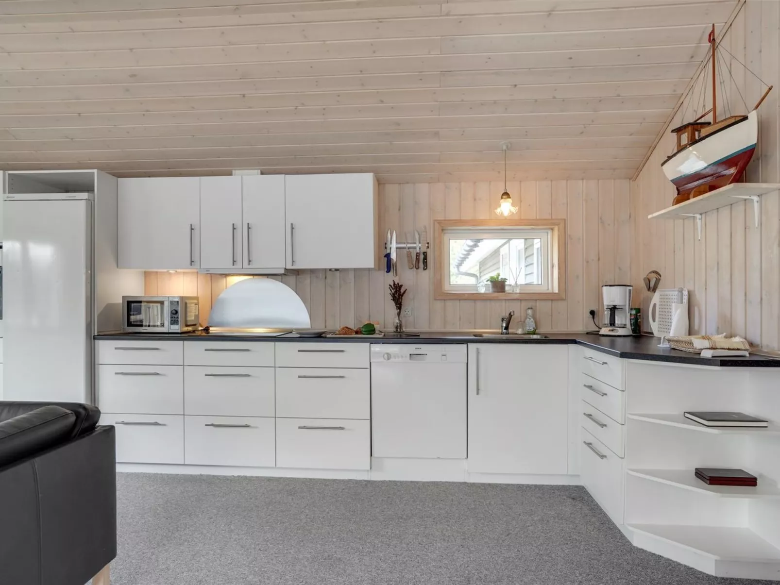 "Aneline" - 700m from the sea-Inside