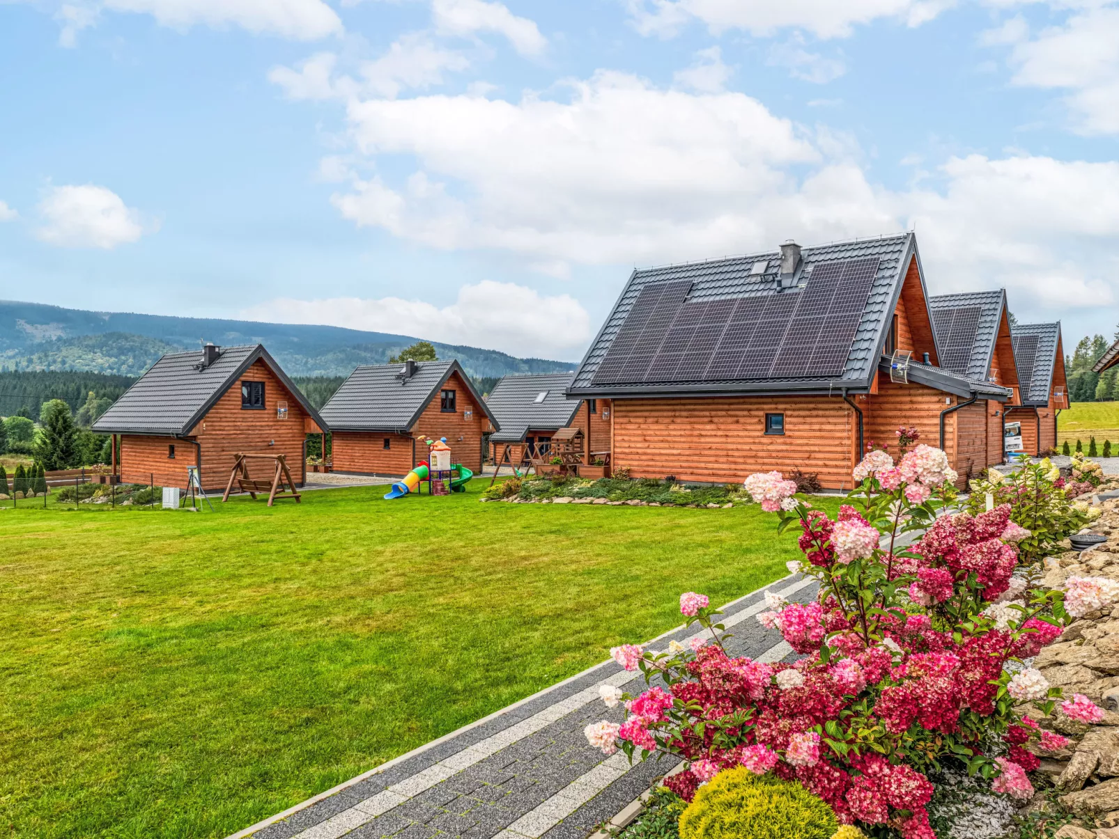 Osada Orlica-Outside