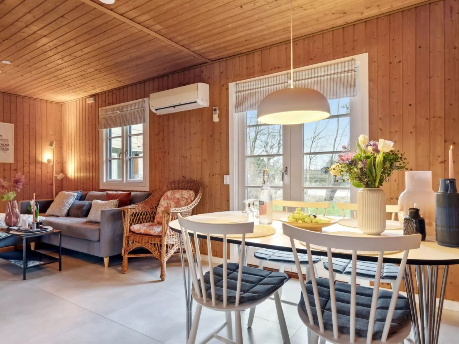 "Smilla" - 300m from the sea-Inside