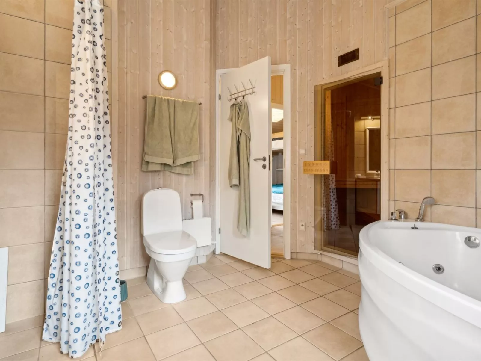 "Fatima" - 400m from the sea-Inside