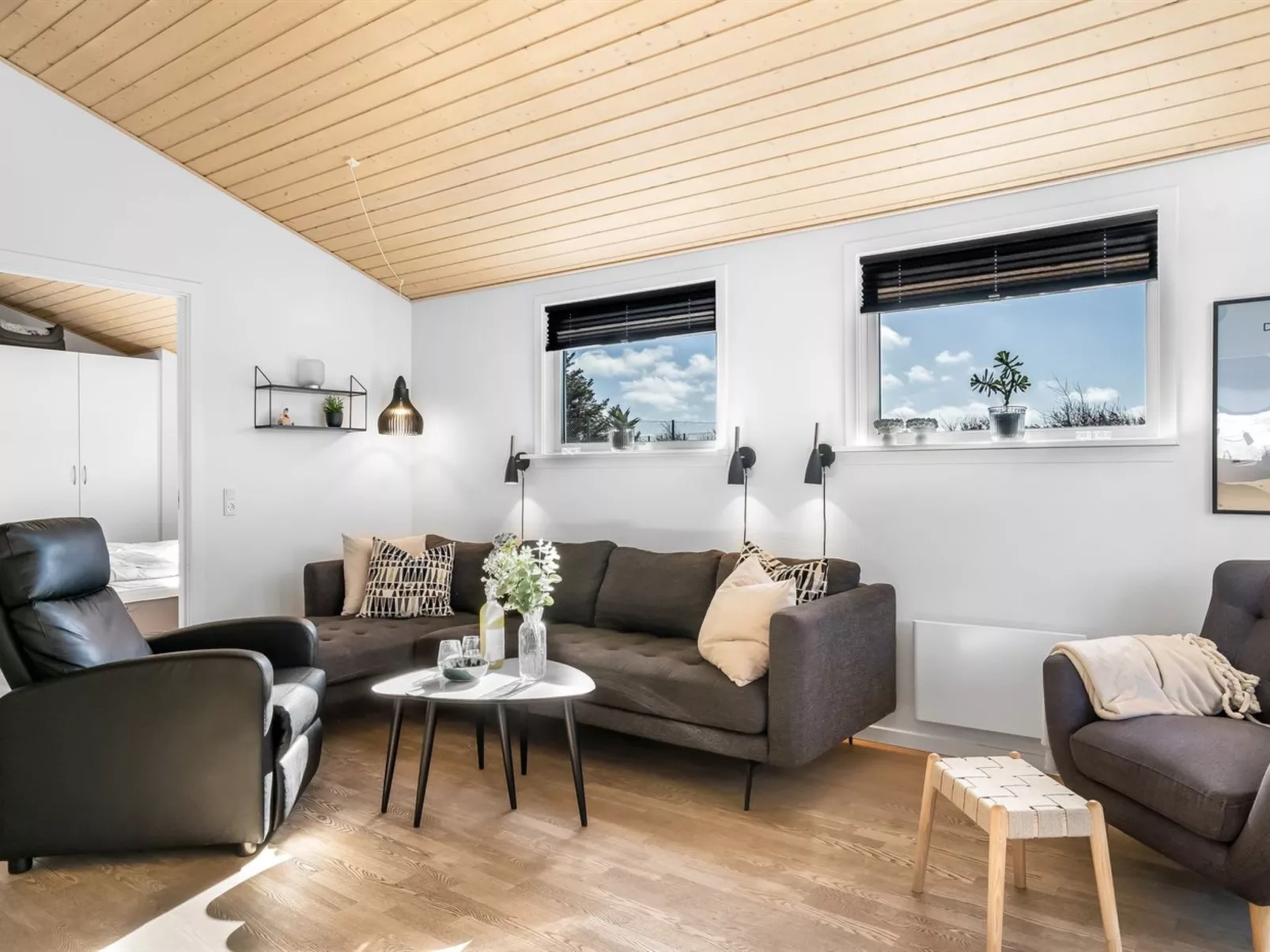 "Rudy" - 800m from the sea-Drinnen