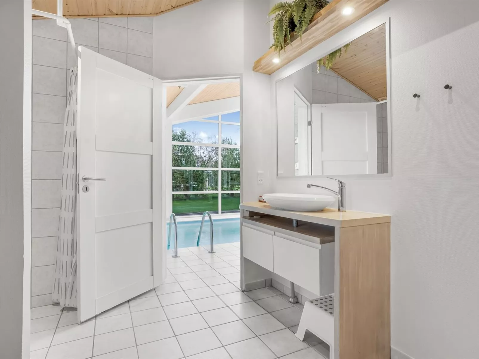 "Helena" - 700m from the sea-Inside