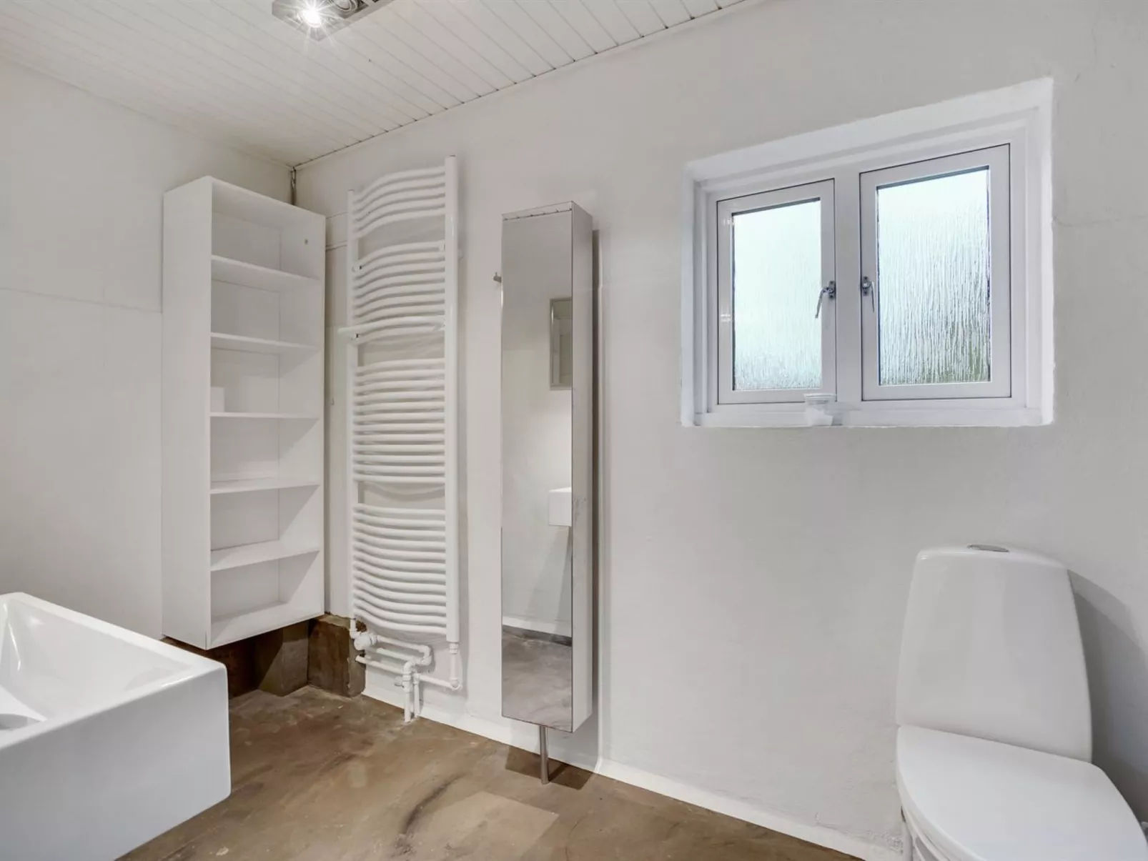 "Thorlak" - 1km from the sea-Dedans