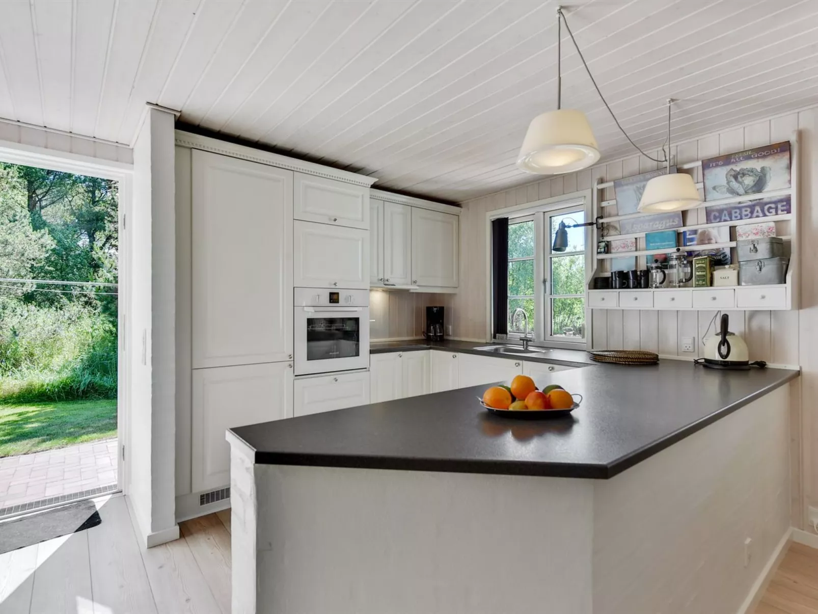 "Raili" - 1.5km from the sea-Dedans