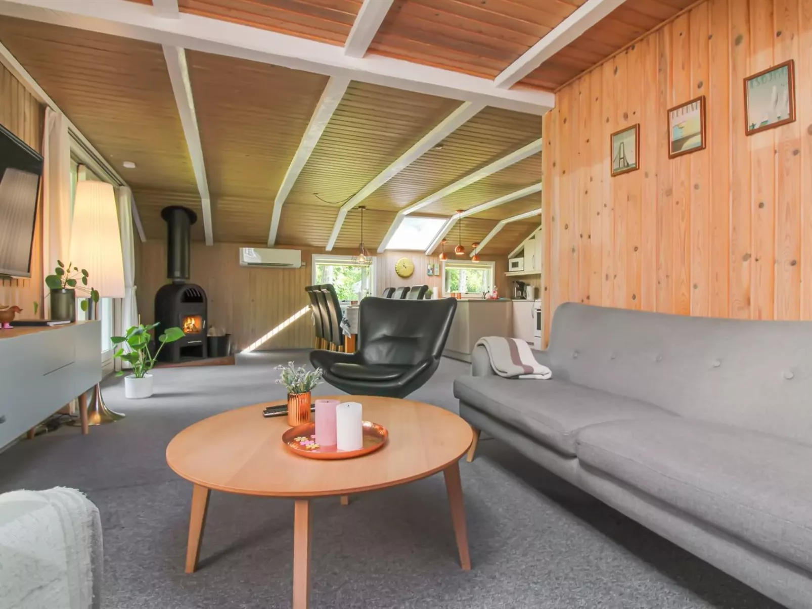 "Annaline" - 10km from the sea-Drinnen