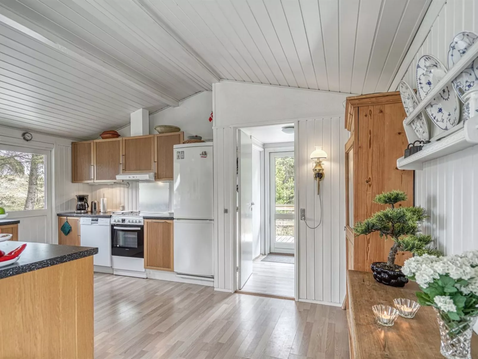 "Taneli" - 2.2km from the sea-Inside