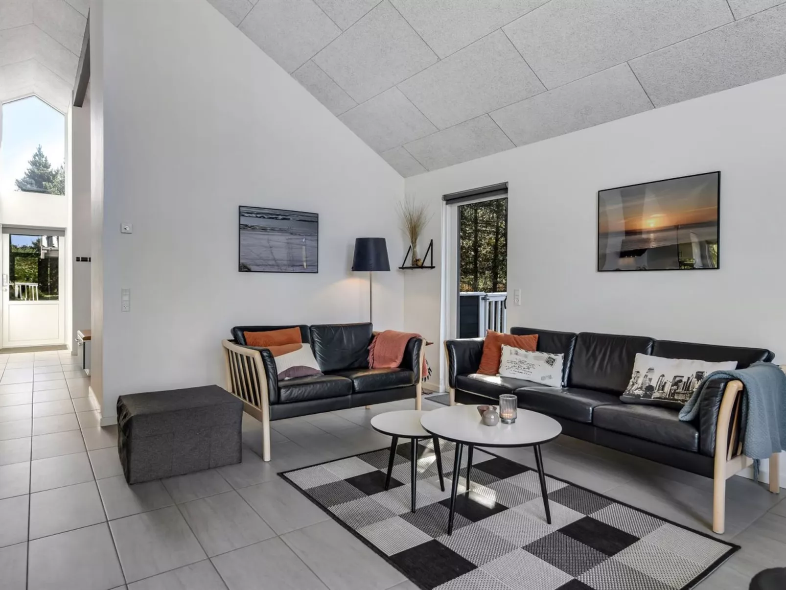 "Gundrath" - 1.4km from the sea-Inside