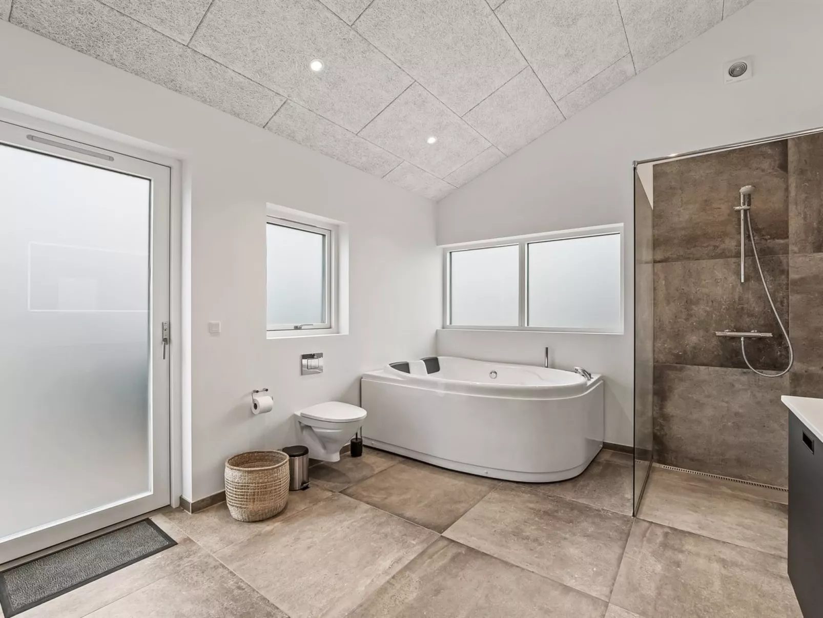 "Chenoa" - 350m from the sea-Dedans