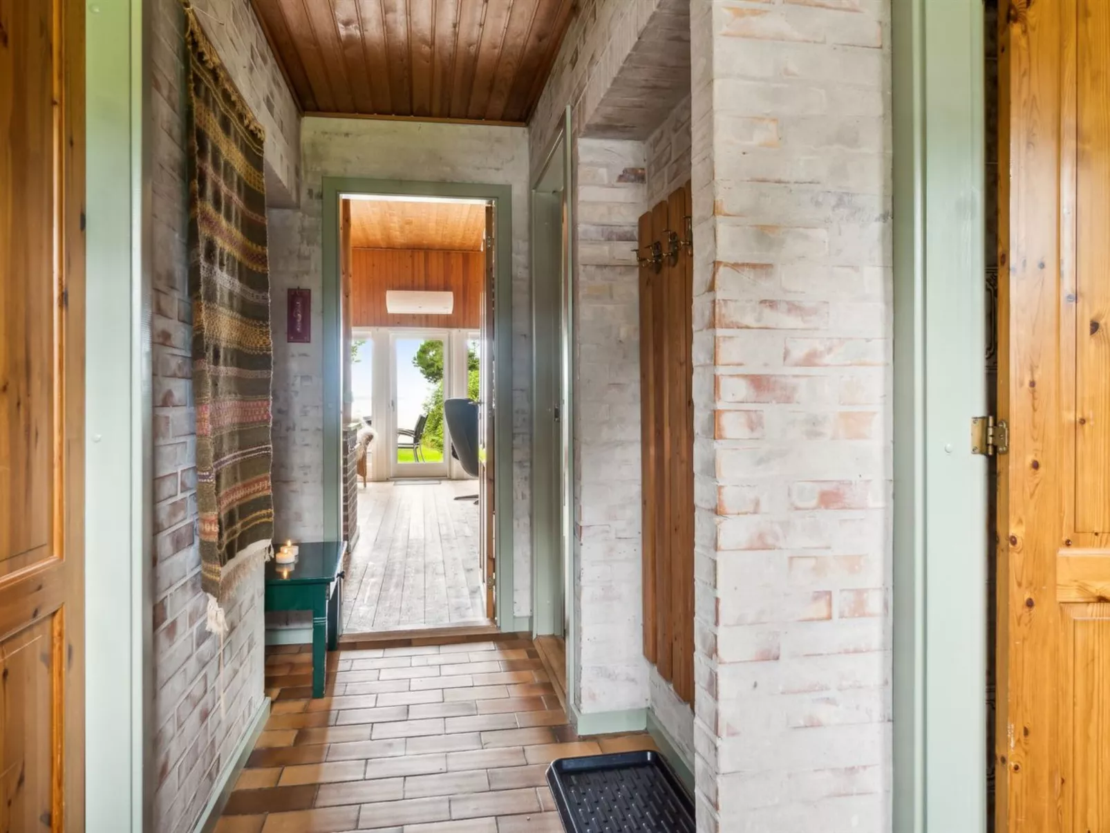 "Uschi" - 86m from the sea-Inside