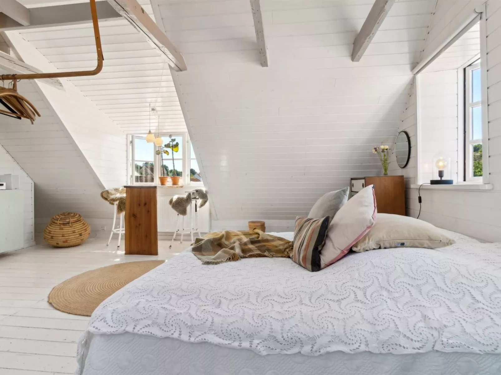 "Hebba" - 125m from the sea-Drinnen