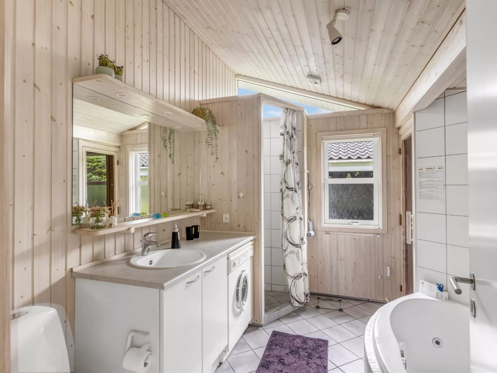 "Anouk" - 2km from the sea-Inside