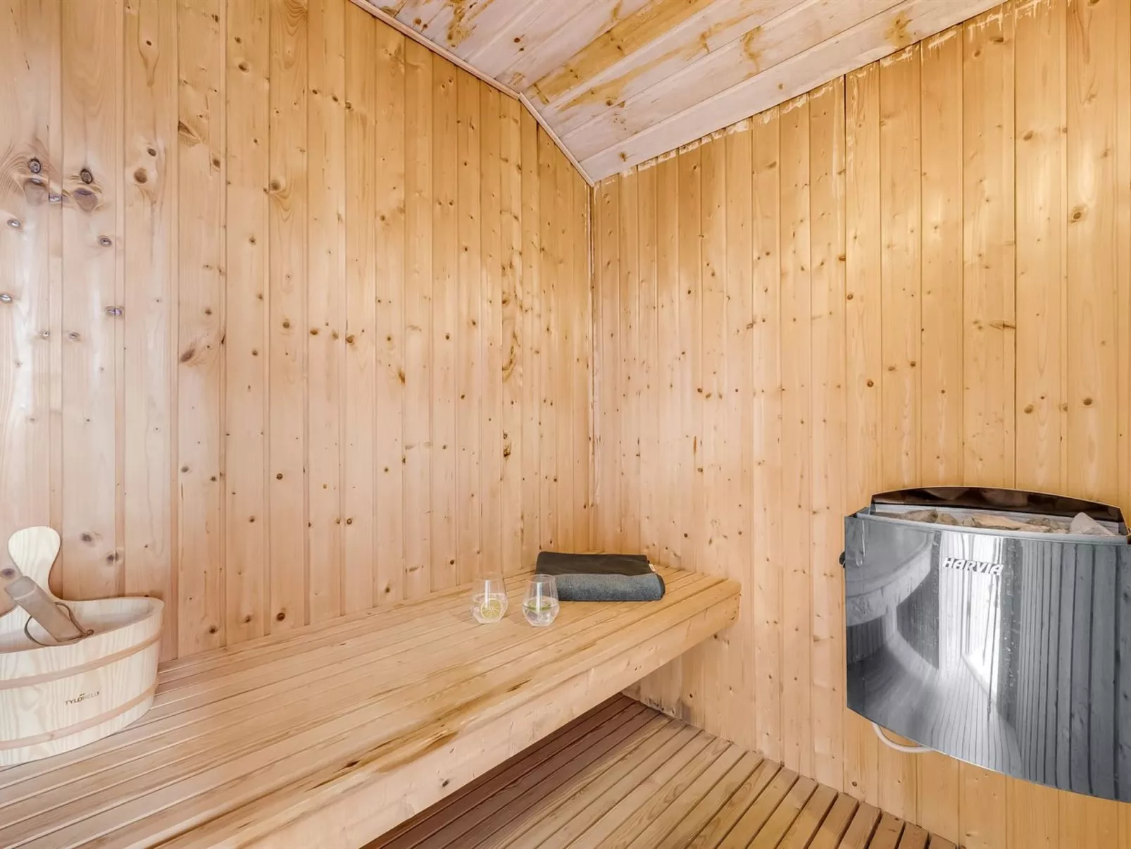 "Elviira" - 600m from the sea-Dedans