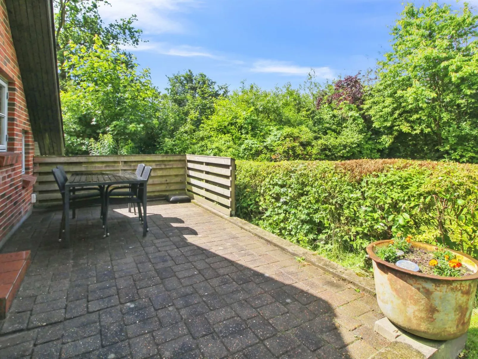 "Ofrath" - 30km from the sea-Outside