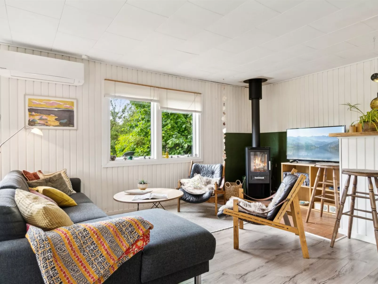 "Lovisa" - 7km from the sea-Dedans