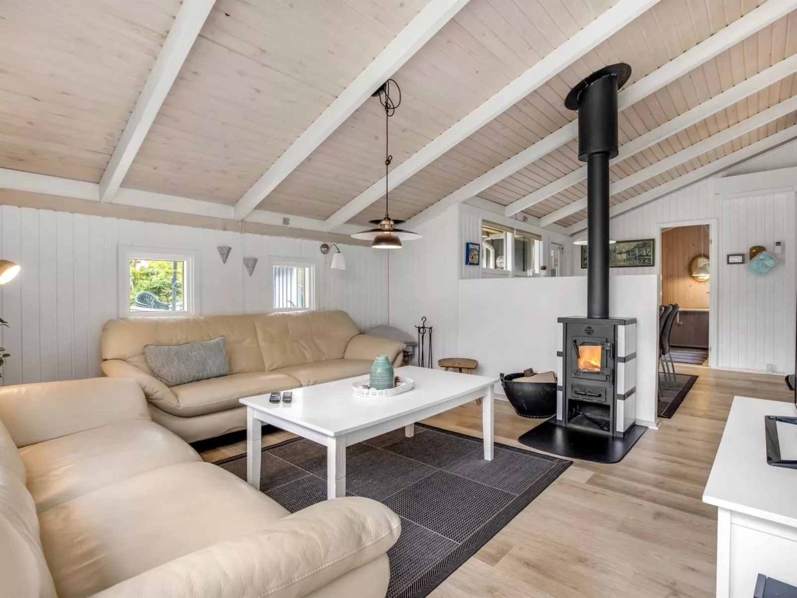 "Tabithe" - 500m from the sea-Drinnen