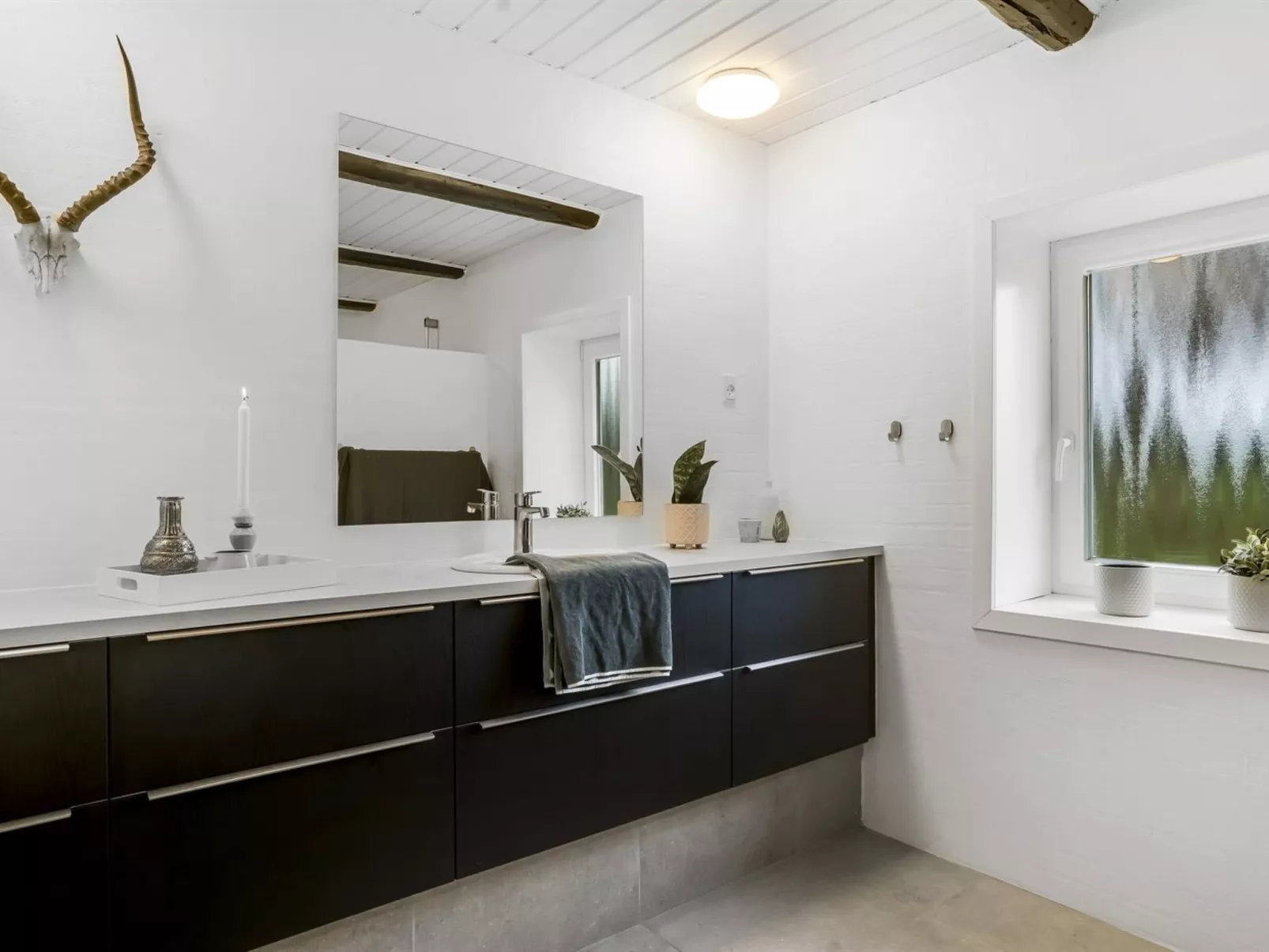 "Thorgot" - 3km from the sea-Inside