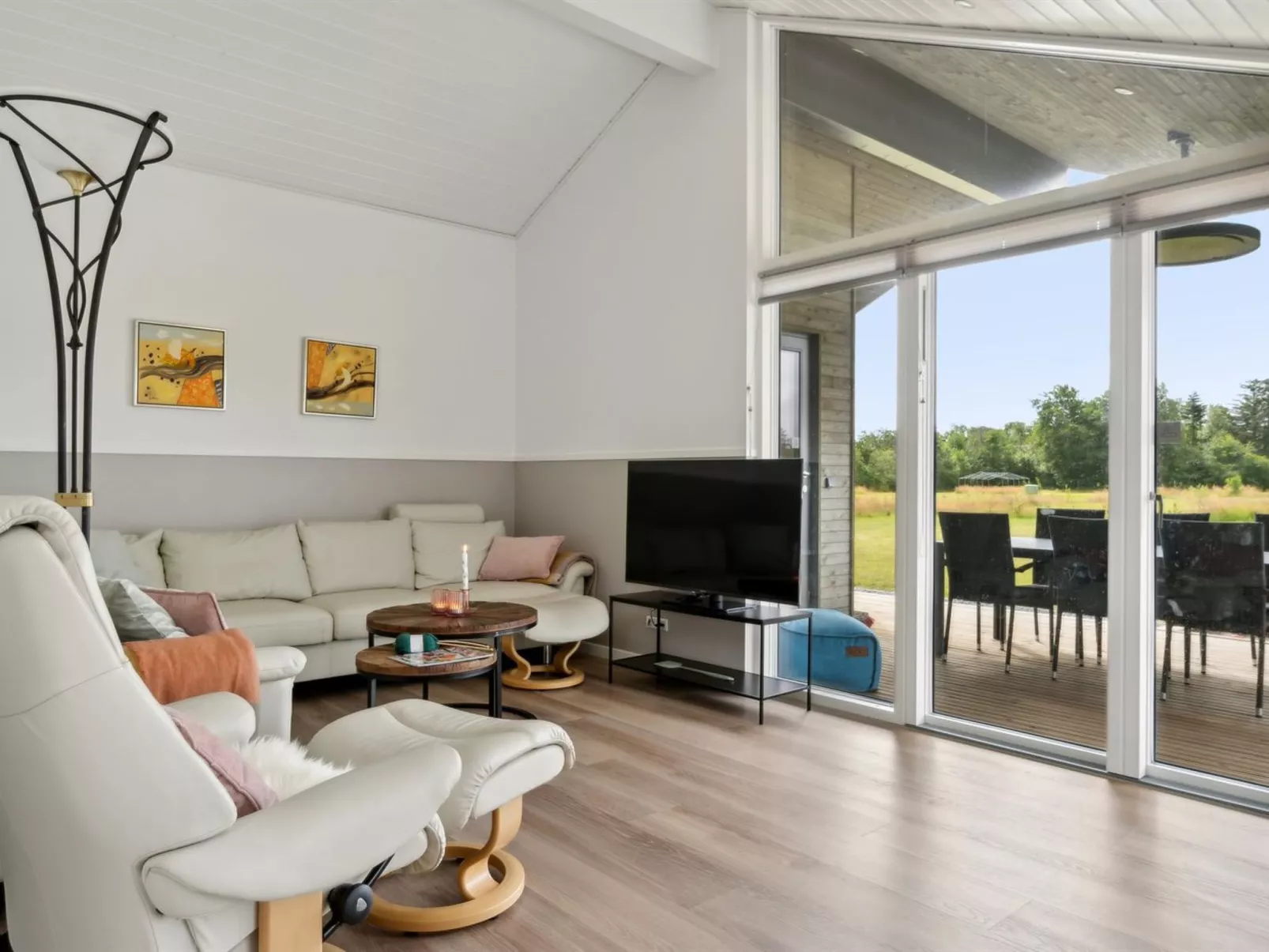 "Henke" - 475m from the sea-Drinnen