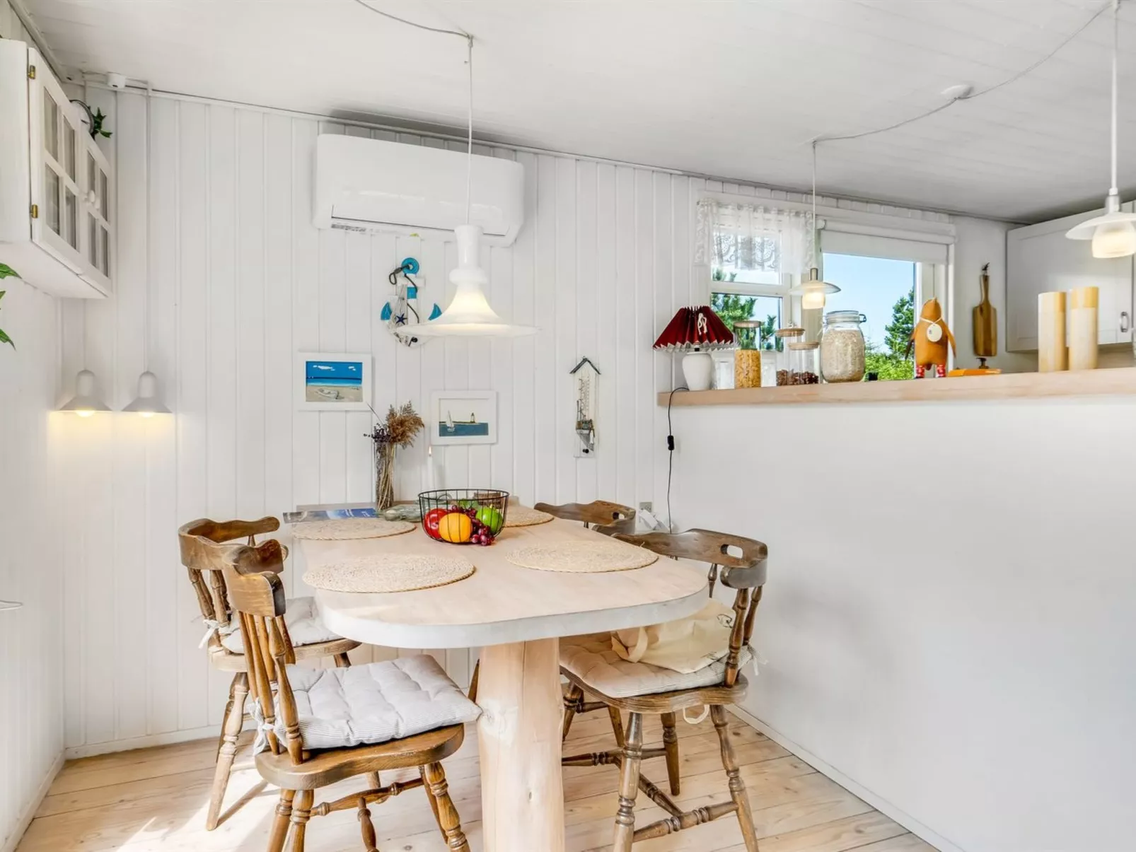 "Roque" -  from the sea-Inside