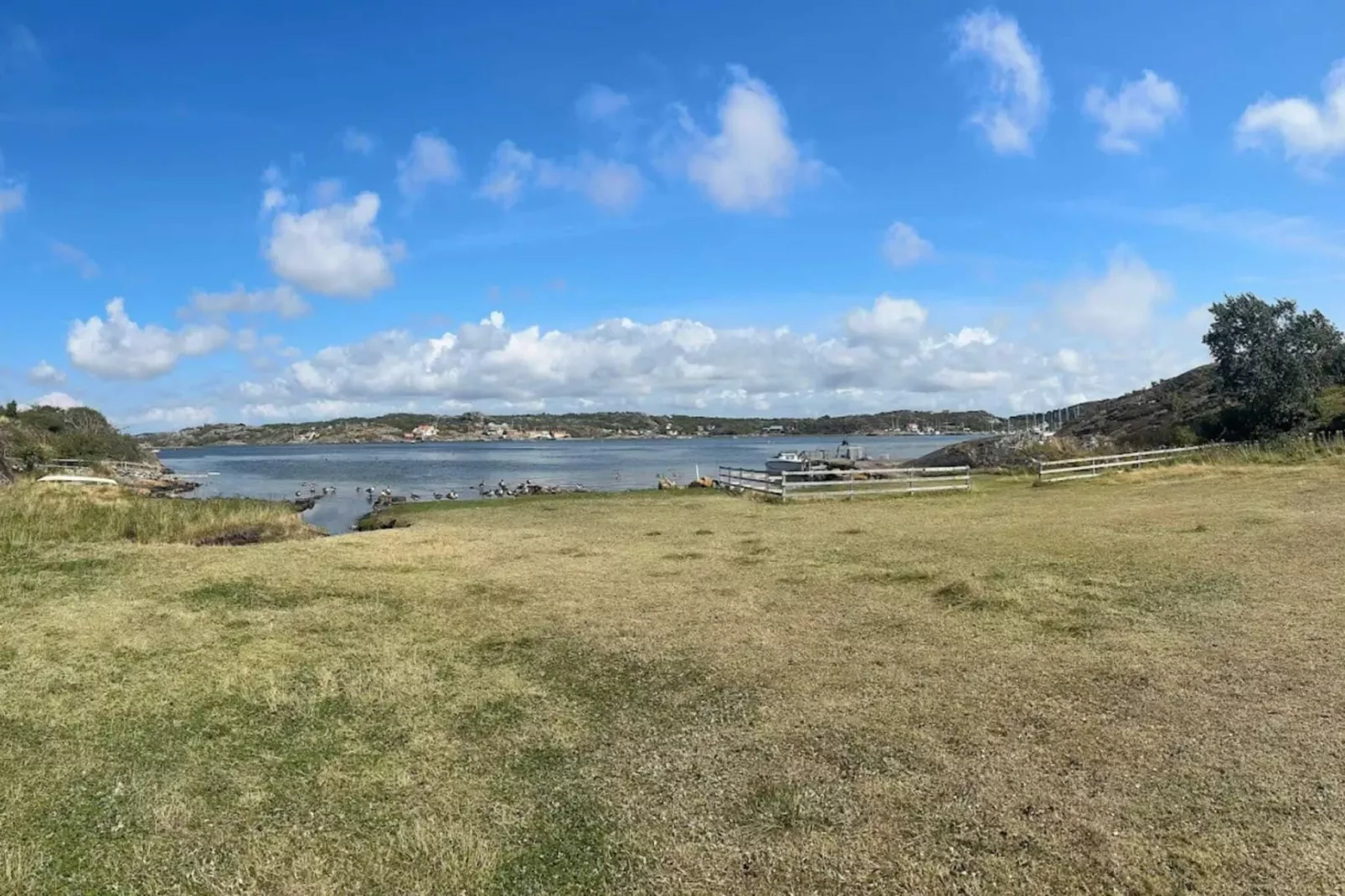 4 etoiles maison de vacances a KYRKESUND-Vue sur l'eau
