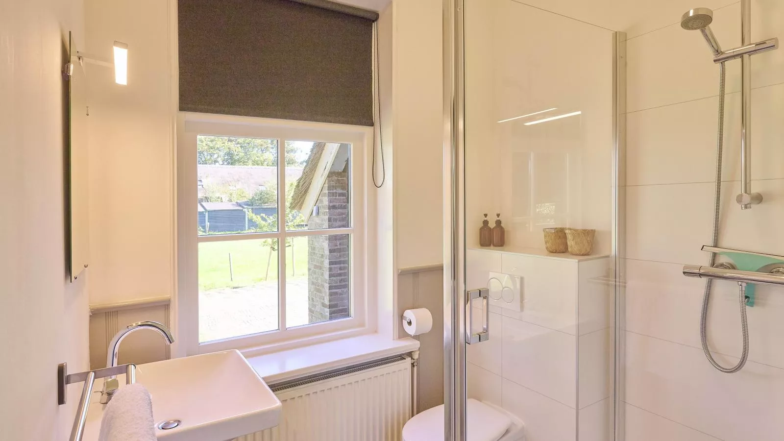 T Voorhuis Kolderveen-Bathroom