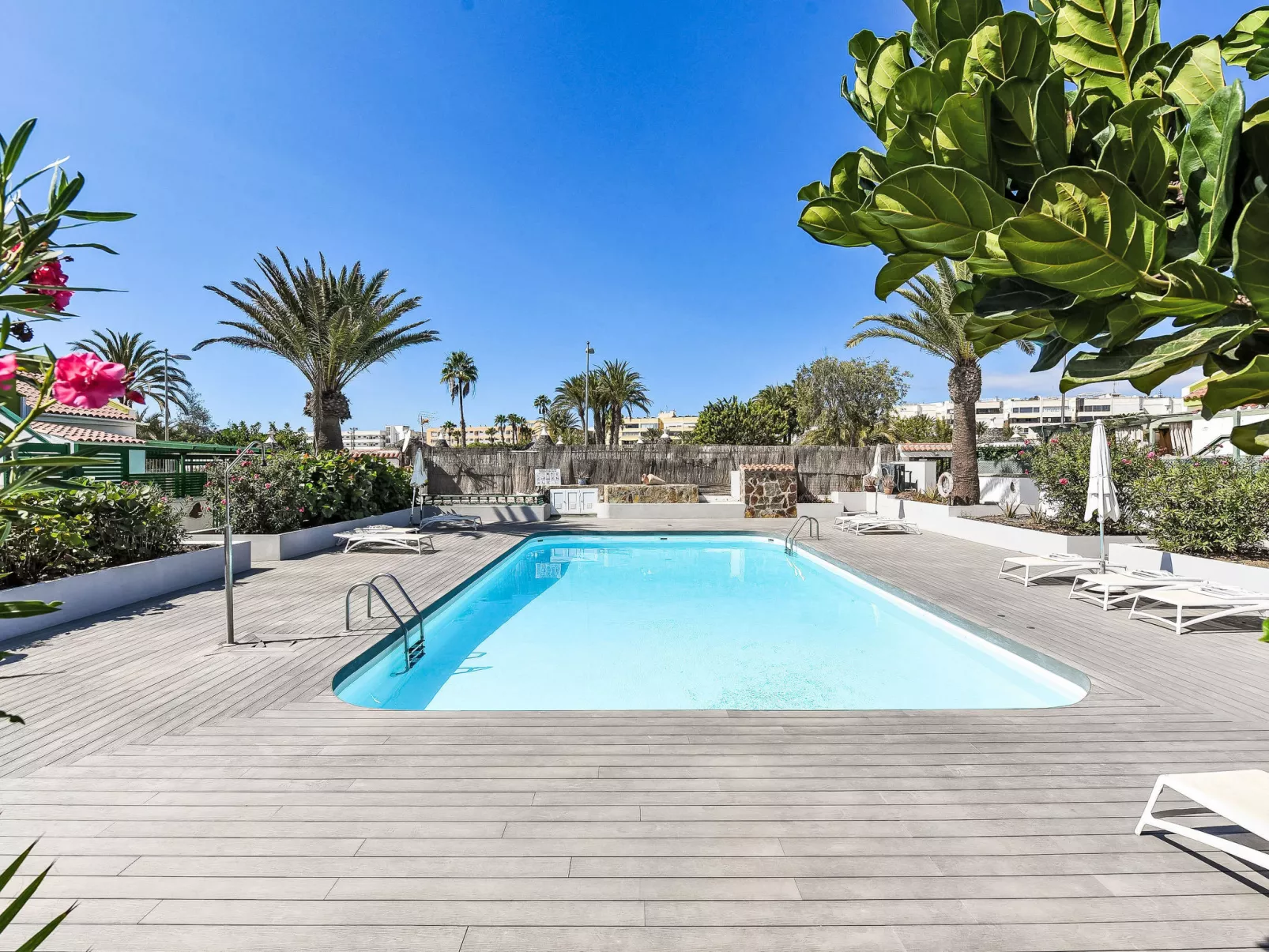 Casa Amarilla Begoña-Dehors